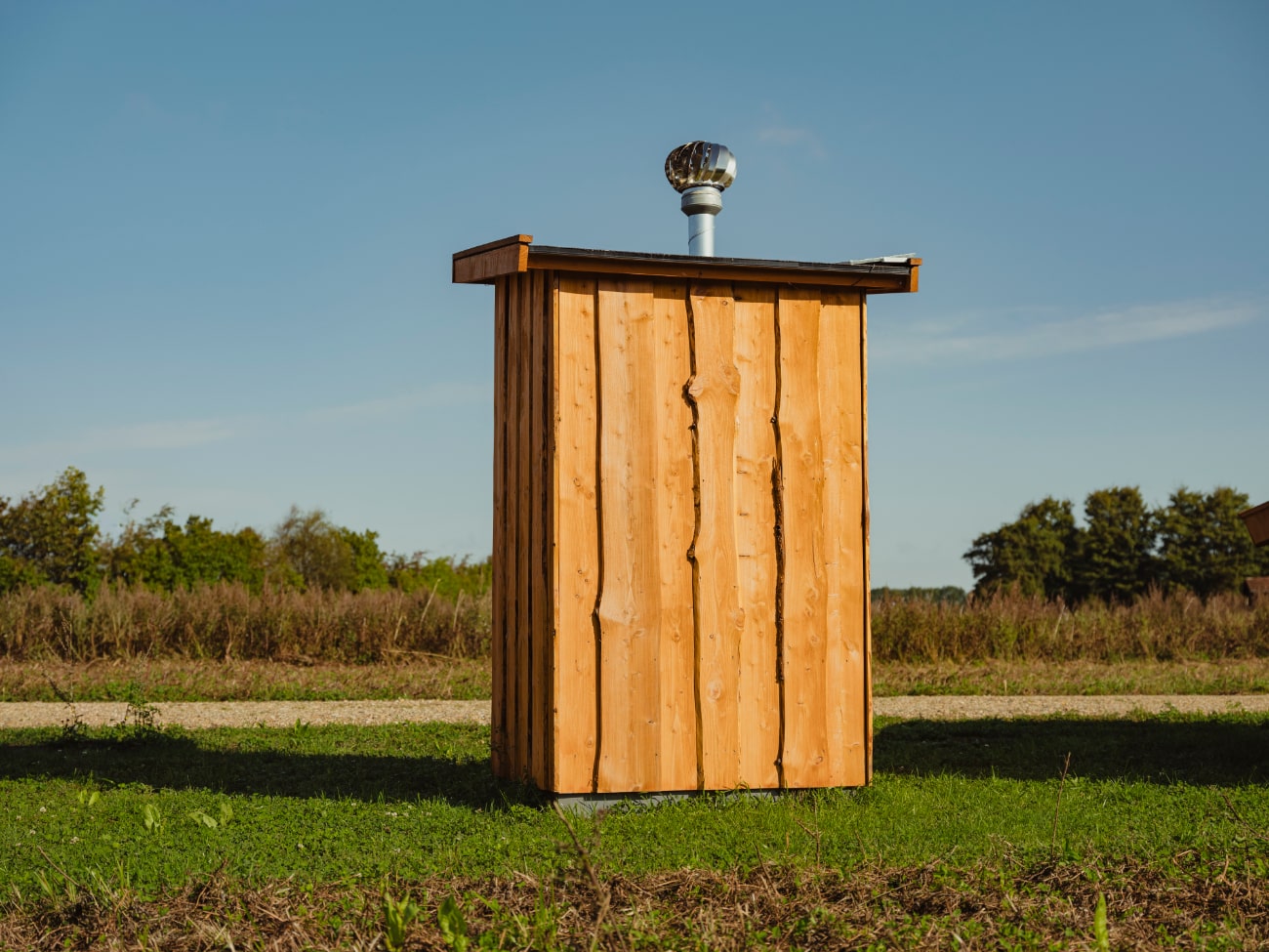 Mult toilet