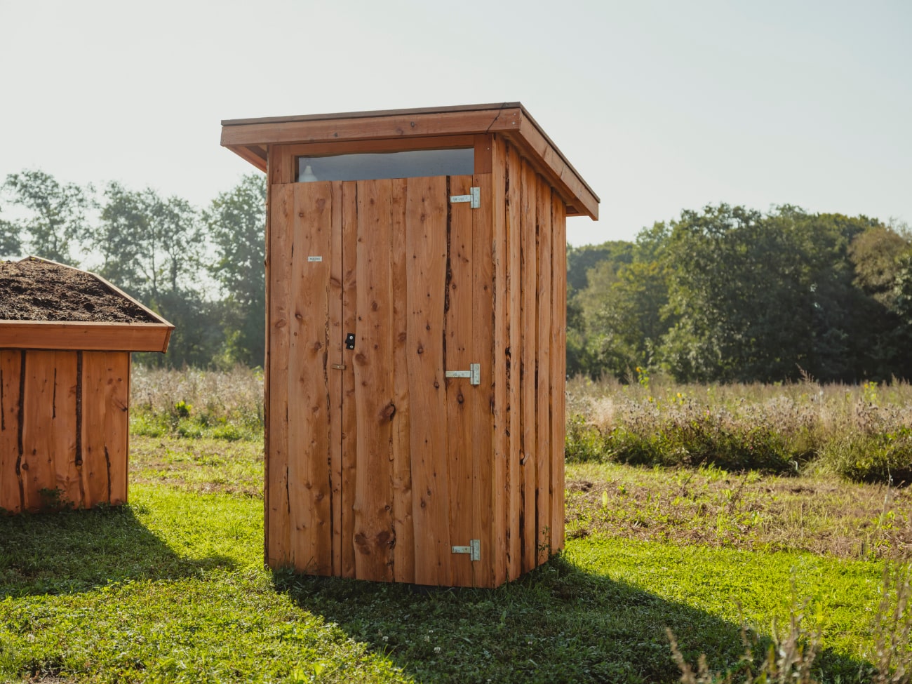 Mult toilet